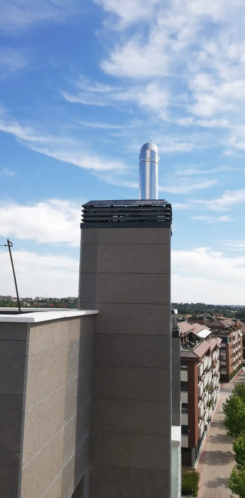 Remate de chimenea en Pozuelo de Alarcón
